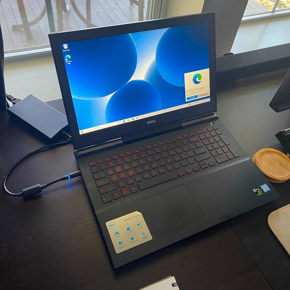 Dell Inspiron 15 7000 Gaming Laptop - Picture 1 of 8
